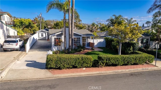 417 Poplar St, Laguna Beach, CA 92651 - view of front of house with an outdoor structure