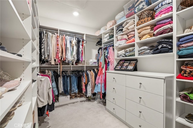 23500 Park Sorrento Unit H32, Calabasas, CA 91302 - walk in closet featuring carpet flooring