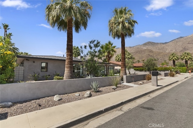 675 E Mesquite Ave, Palm Springs, CA 92264 - photo 1