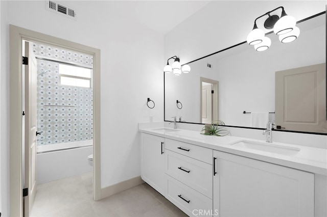 16229 Orizaba Ave, Paramount, CA 90723 - full bath featuring double vanity and shower / bathtub combination