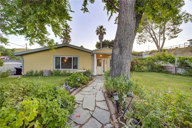149 Vine St, Paso Robles, CA 93446 - photo 2