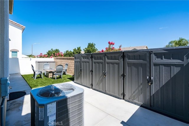 31844 Gimbal Way, Winchester, CA 92596 - view of patio featuring a gate