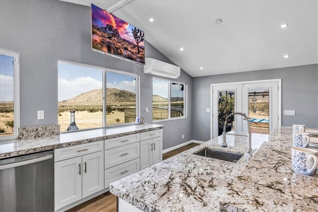 4773 Shawnee Trl, Landers, CA 92285 - photo 18