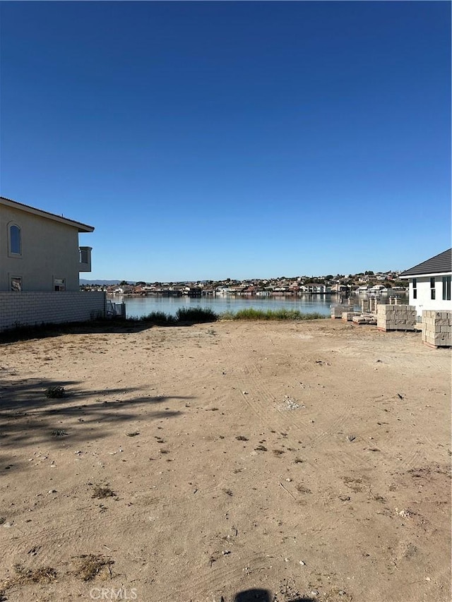 18055 Lakeview Dr, Victorville, CA 92395 - photo 8