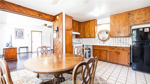 480 W D St, Colton, CA 92324 - dining space with a ceiling fan and light tile patterned floors