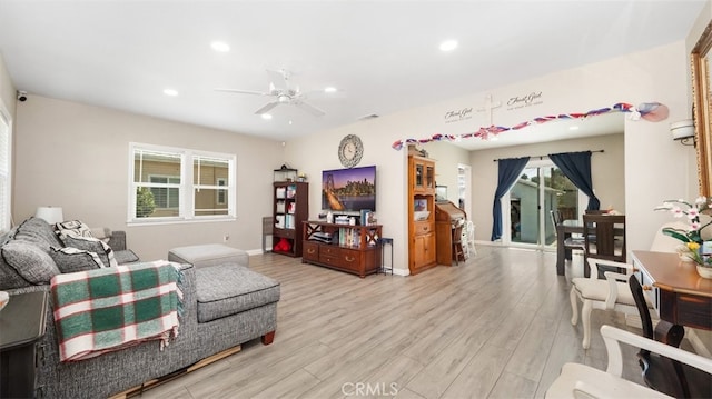 2648 N G St, San Bernardino, CA 92405 - living area with ceiling fan, light wood-style floors, and recessed lighting