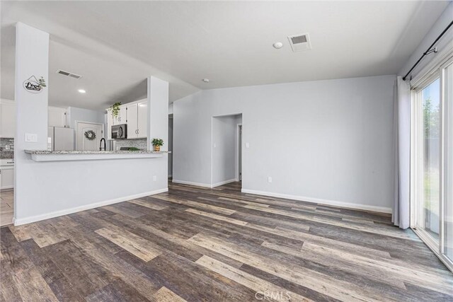 6709 Tameside Ave, Bakersfield, CA 93307 - photo 15