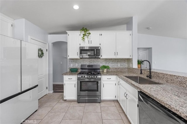 6709 Tameside Ave, Bakersfield, CA 93307 - photo 7