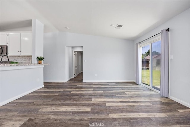 6709 Tameside Ave, Bakersfield, CA 93307 - photo 14