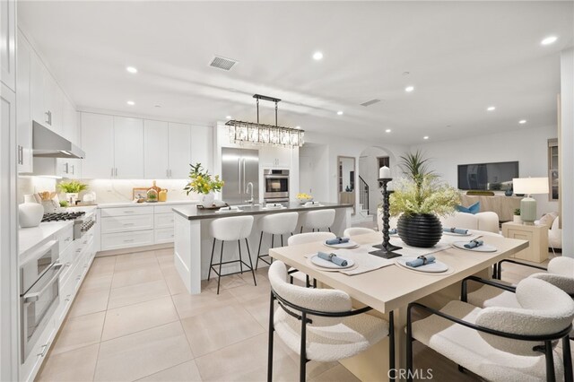 200 Canterbury, Irvine, CA 92618 - photo 54