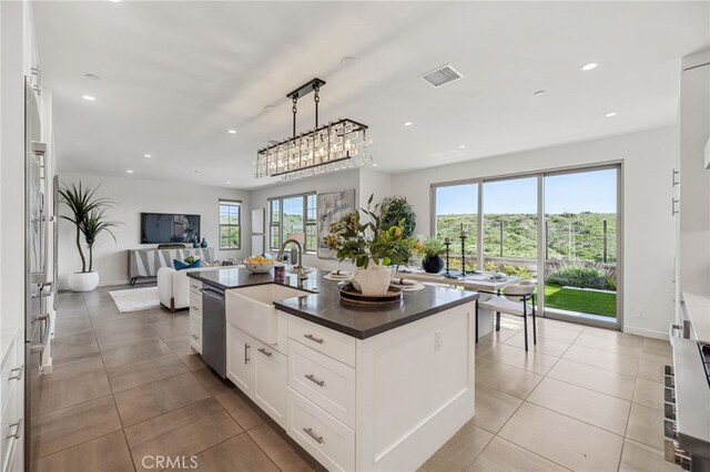 200 Canterbury, Irvine, CA 92618 - photo 13