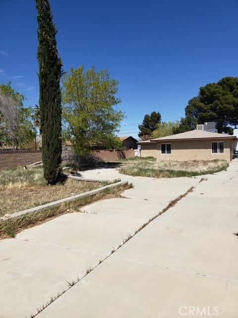 5342 W W Ave L8, Lancaster, CA 93536 - view of yard