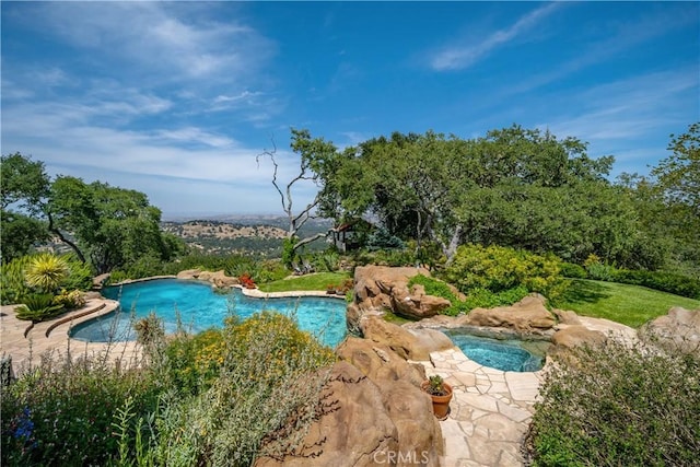 8300 San Diego Rd, Atascadero, CA 93422 - view of outdoor pool