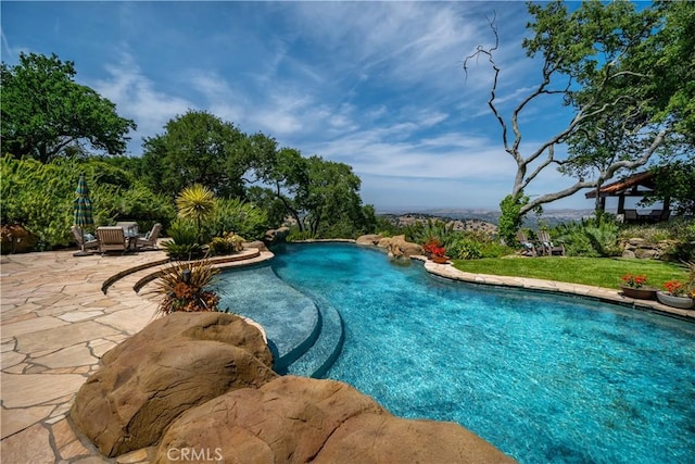 8300 San Diego Rd, Atascadero, CA 93422 - swimming pool featuring a patio area