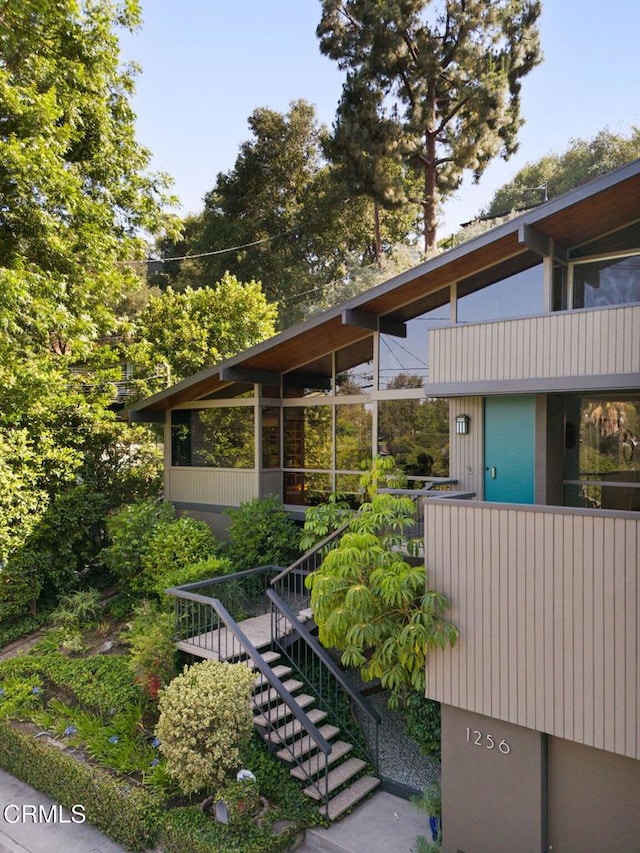 1256 Club House Dr, Pasadena, CA 91105 - photo 2