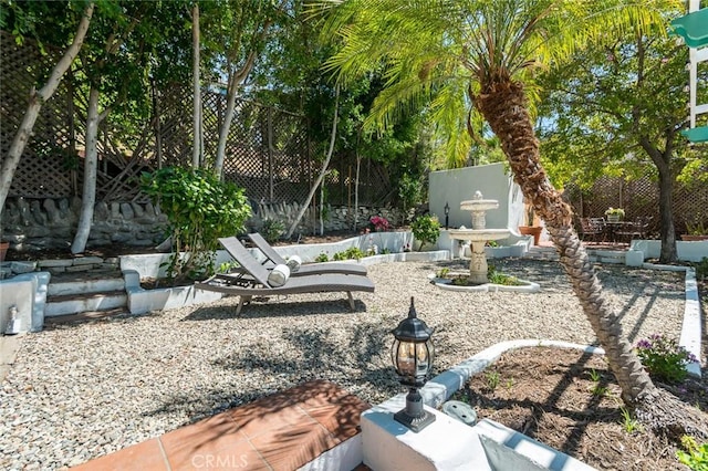 611 E Mountain St, Glendale, CA 91207 - view of yard