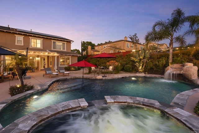 11550 Carowind Ln, Scripps Miramar, CA 92131 - view of pool with a pool with connected hot tub and a patio