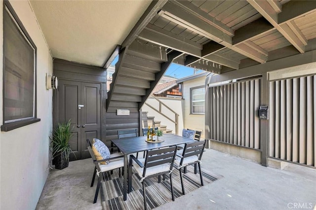 300 34th St, Newport Beach, CA 92663 - view of patio with outdoor dining space