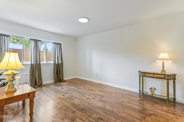 552 Cayo Grande Ct, Newbury Park, CA 91320 - unfurnished room with wood finished floors and baseboards