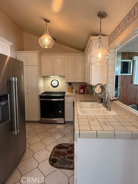 18872 Darter Dr, Canyon Country, CA 91351 - photo 8
