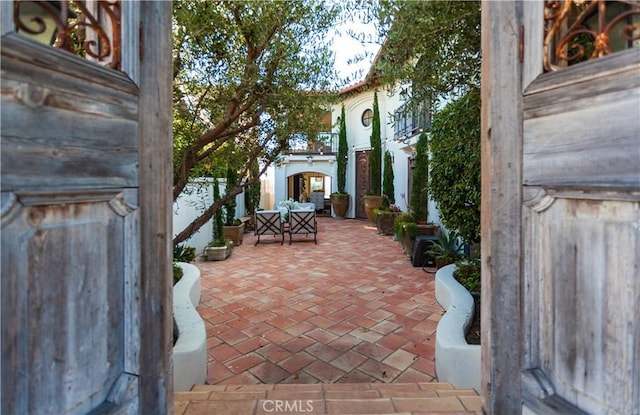 2301 Pacific Dr, Corona Del Mar, CA 92625 - photo 9