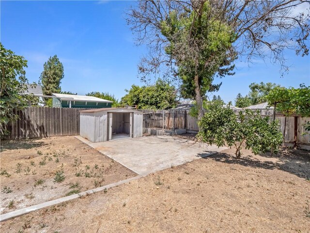 3236 W Browning Ave, Fresno, CA 93711 - fenced backyard with a shed and a patio