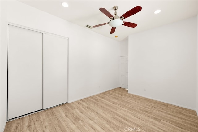 40065 Temple Ct, Murrieta, CA 92563 - unfurnished bedroom with light wood-style floors, a closet, recessed lighting, and a ceiling fan