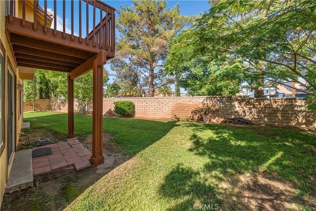 39513 Daylily Pl, Palmdale, CA 93551 - fenced backyard featuring a patio area