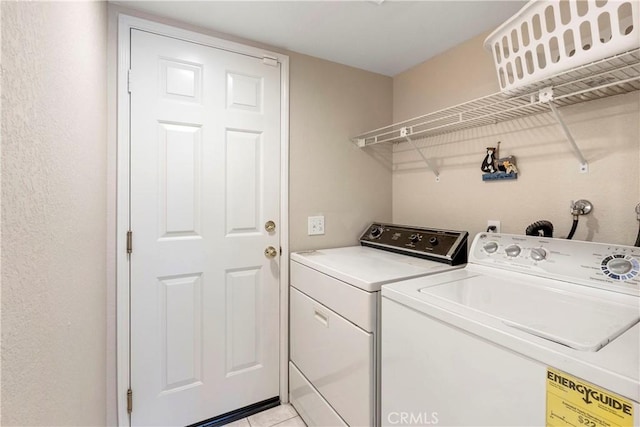 6879 Mission Grove Pkwy N, Riverside, CA 92506 - washroom featuring washer and dryer