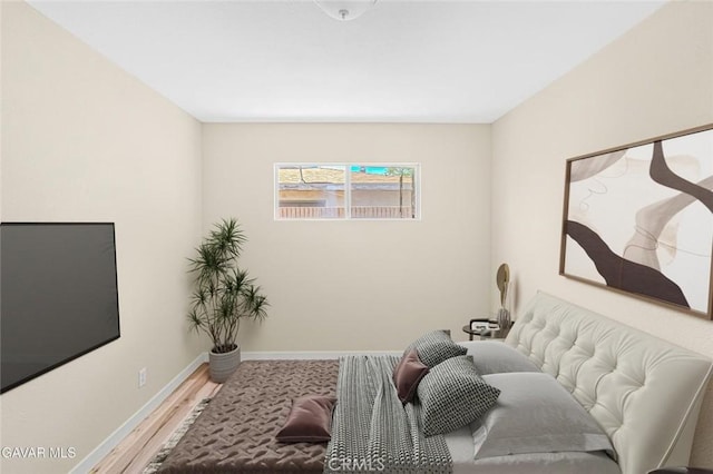 37858 10th St E, Palmdale, CA 93550 - living area featuring wood finished floors and baseboards