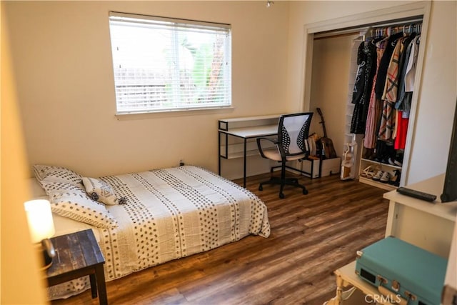 1639 La Selva Ave, Grover Beach, CA 93433 - bedroom with wood finished floors and a closet