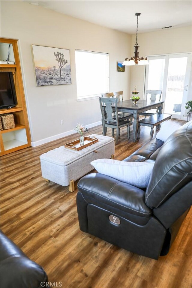 1639 La Selva Ave, Grover Beach, CA 93433 - living area featuring wood finished floors