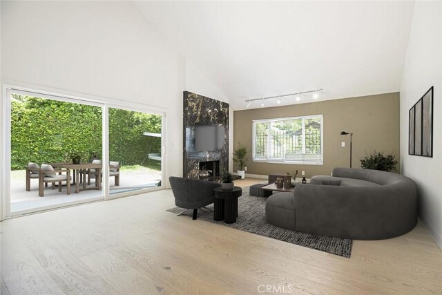 3125 Emerald Isle Dr, Glendale, CA 91206 - photo 12