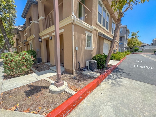 1652 Hickory Nut Pl, Chula Vista, CA 91915 - view of property with a residential view
