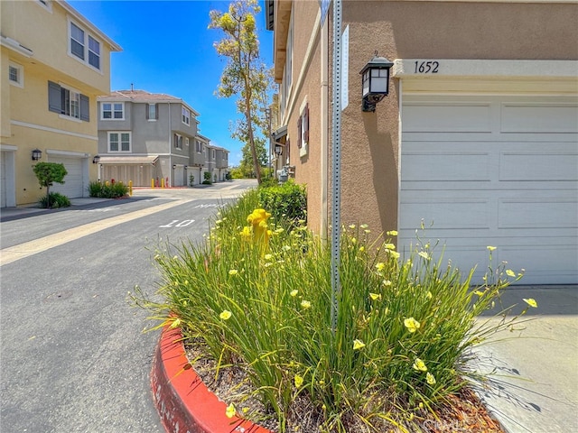 1652 Hickory Nut Pl, Chula Vista, CA 91915 - exterior view of a residential view and stucco siding