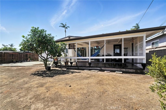 951 W Olive St, Corona, CA 92882 - back of house