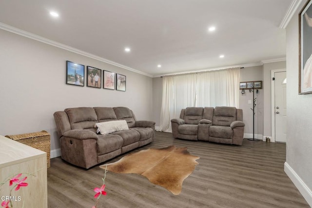 208 S 4th St, Santa Paula, CA 93060 - living room with crown molding, wood finished floors, and recessed lighting