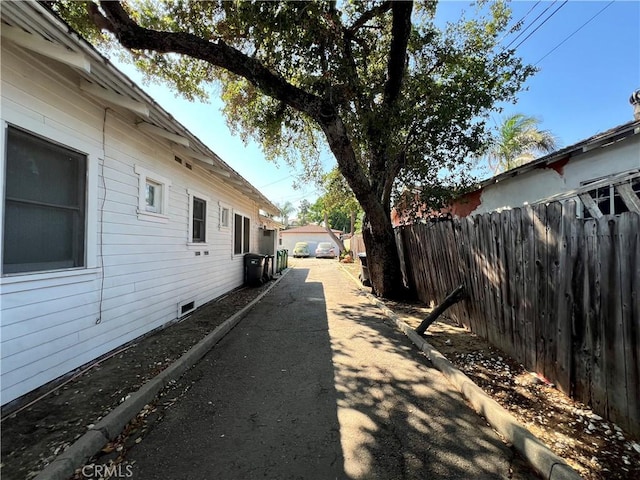 3855 Maine Ave, Baldwin Park, CA 91706 - view of yard