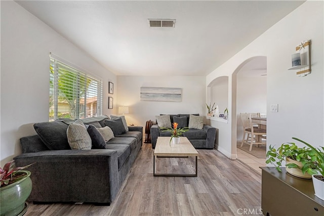 16052 Davis Ln, Huntington Beach, CA 92649 - photo 4