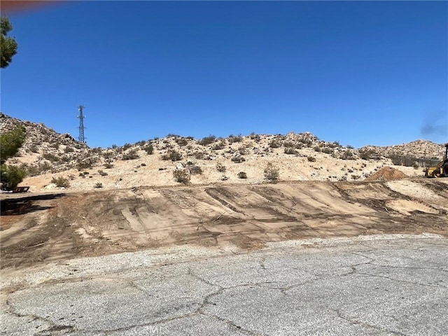 162 High Chaparral, Lake Los Angeles, CA 93591