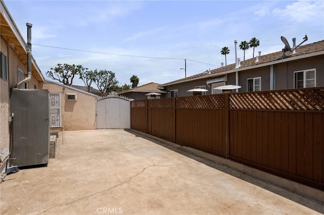 1124 W 123rd St, Los Angeles, CA 90044 - photo 39