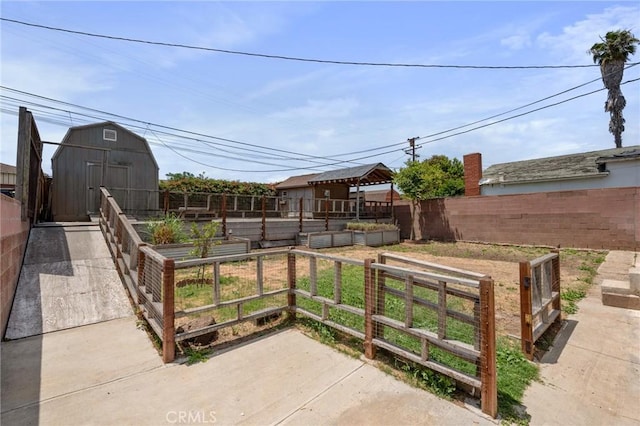 1124 W 123rd St, Los Angeles, CA 90044 - photo 38