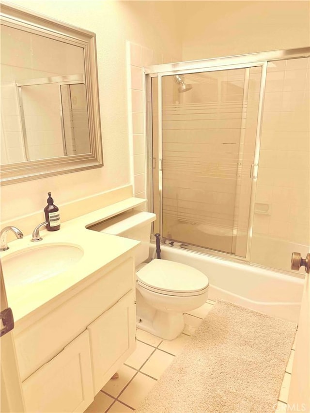 1405 S Bodega Way Unit 1, Diamond Bar, CA 91765 - full bath featuring vanity, combined bath / shower with glass door, and tile patterned floors