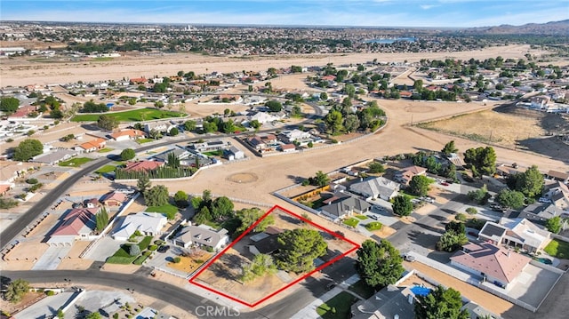 12490 Palomino Ln, Apple Valley, CA 92308 - aerial overview of property's location featuring property boundaries highlighted and nearby suburban area