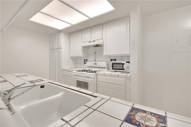 1663 Veteran Ave Unit 206, Los Angeles, CA 90024 - photo 22