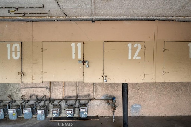 17061 Roscoe Blvd Unit 6, Northridge, CA 91325 - utility room with gas meter