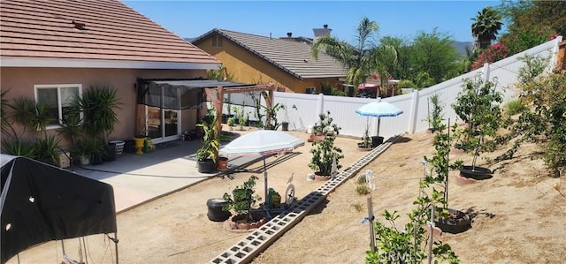 32091 Bayberry Rd, Wildomar, CA 92595 - fenced backyard with a patio