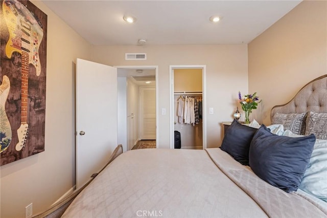 460 Golden Ave Unit 434, Long Beach, CA 90802 - bedroom with a spacious closet, recessed lighting, and a closet