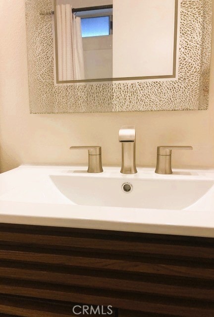 460 Golden Ave Unit 434, Long Beach, CA 90802 - bathroom featuring vanity