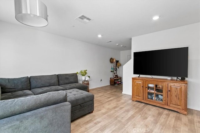 30883 Challenger Ct, Winchester, CA 92596 - photo 9